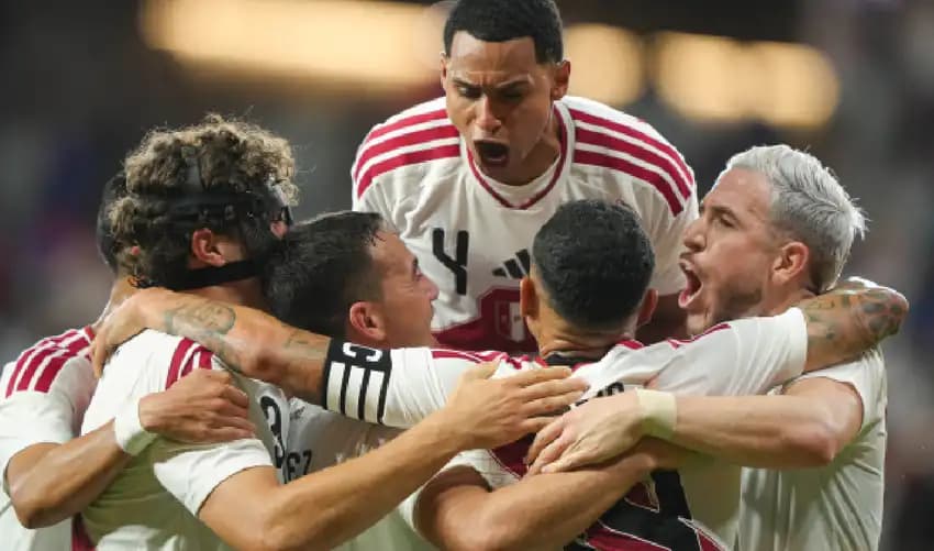 PERÚ QUIERE DAR EL GOLPE