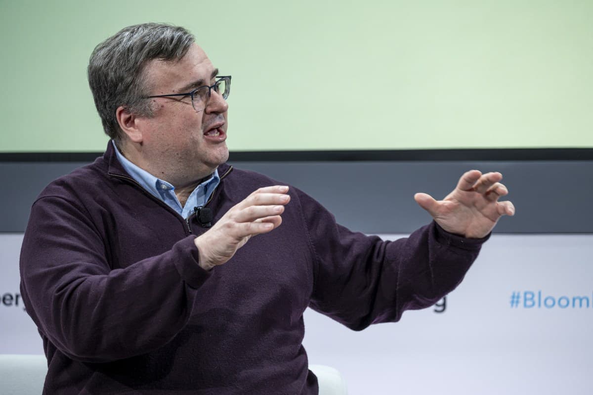 Reid Hoffman abandona el consejo de Microsoft para unirse a Manus