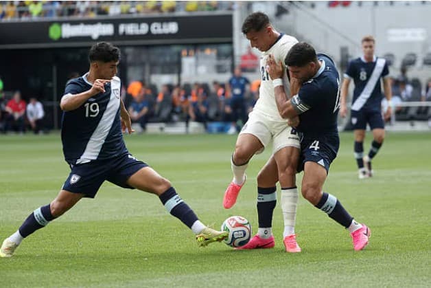 ECUADOR LLEGA CON GOLEADA