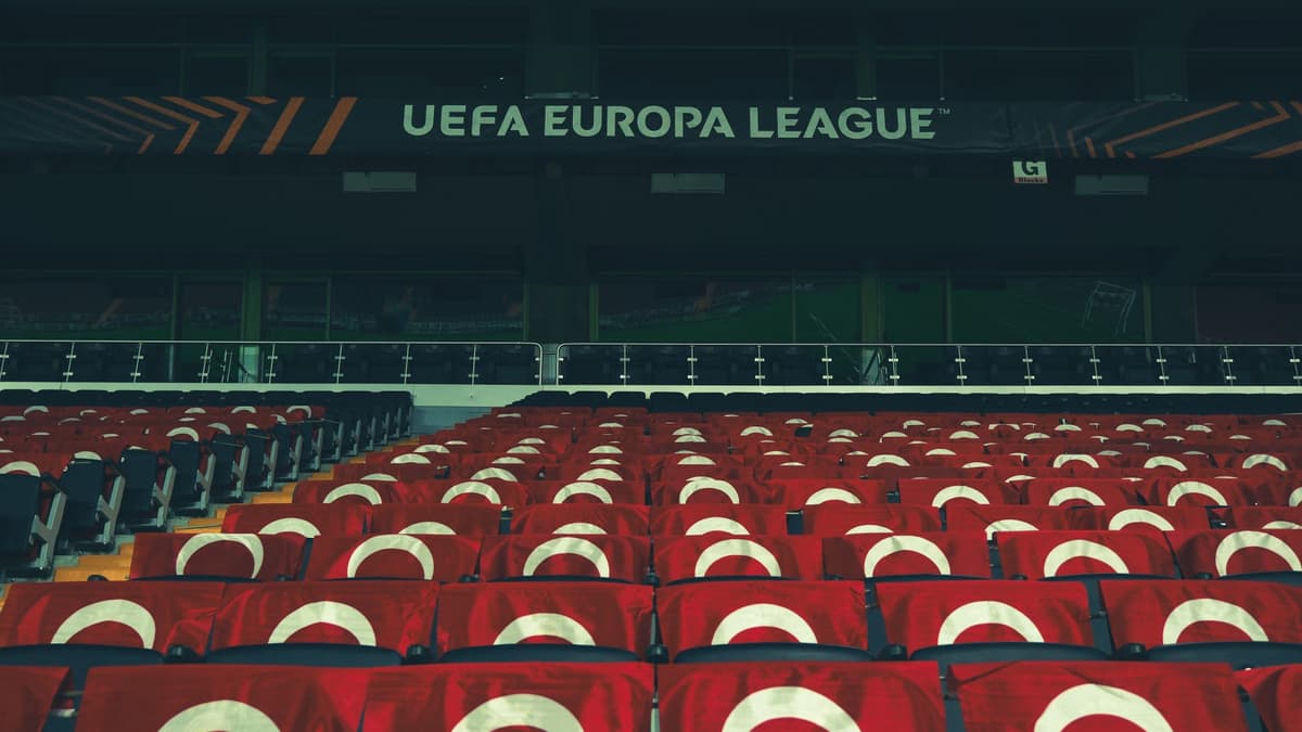 UEFA anuncia que sus 55 federaciones no participarán en torneos FIFA si se mantiene plan de inversores privados