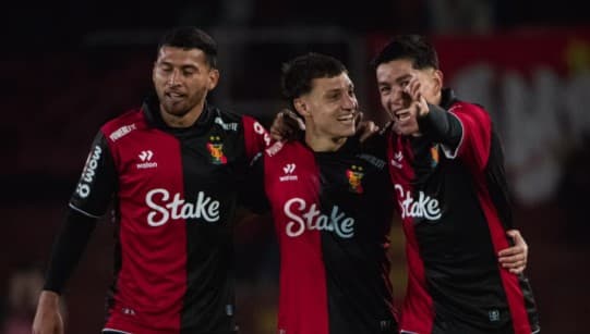 Melgar cuestiona árbitros ante Alianza Lima