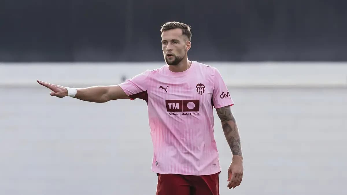 Justin De Haas sufre esguince de tobillo y será baja un mes en el Valencia