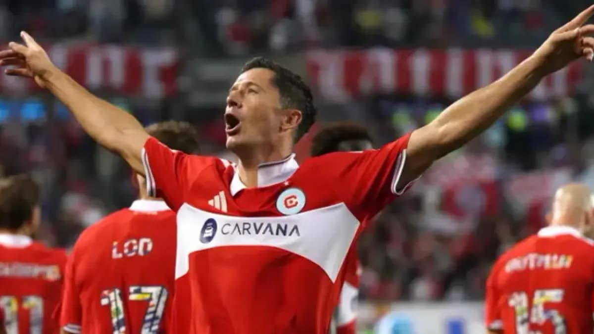 Lewandowski: "El Barça es uno de los favoritos a la Champions y tiene 8 campeones del mundo"