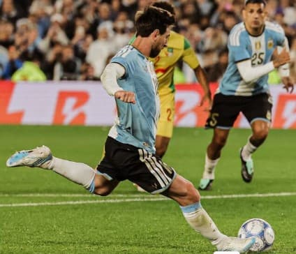 ADIÓS ÍDOLO