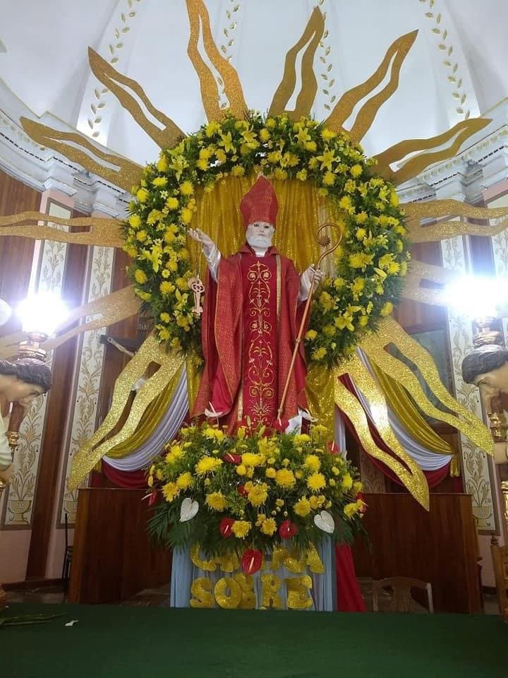León XIV Creyentes acudieron a la catedral de Chiclayo a festejar la elección de Robert Prevost