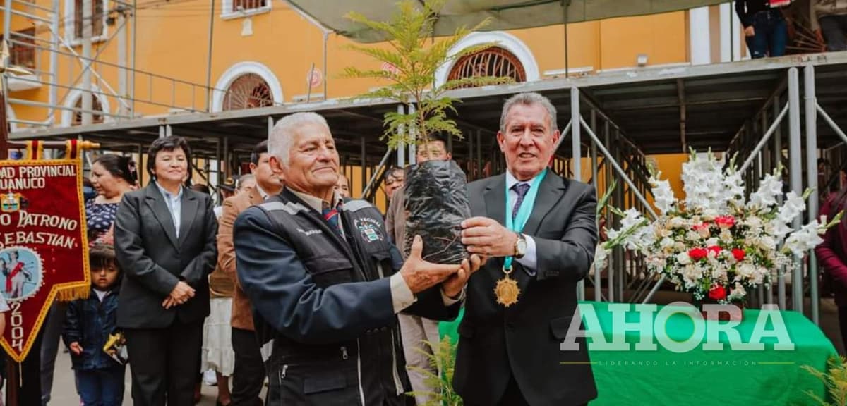 Alcalde Antonio Jara anuncia el regreso del carnaval huanuqueño