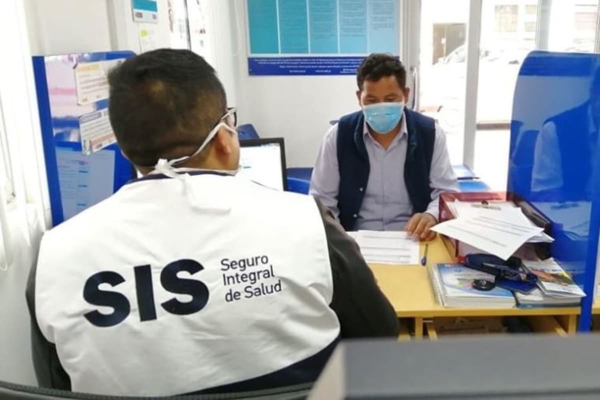 SIS advierte difusión de falsos planes de seguro en redes sociales