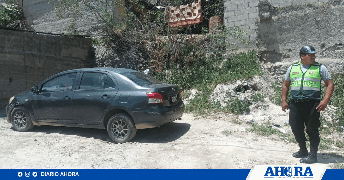 Policía recupera vehículo robado a músico