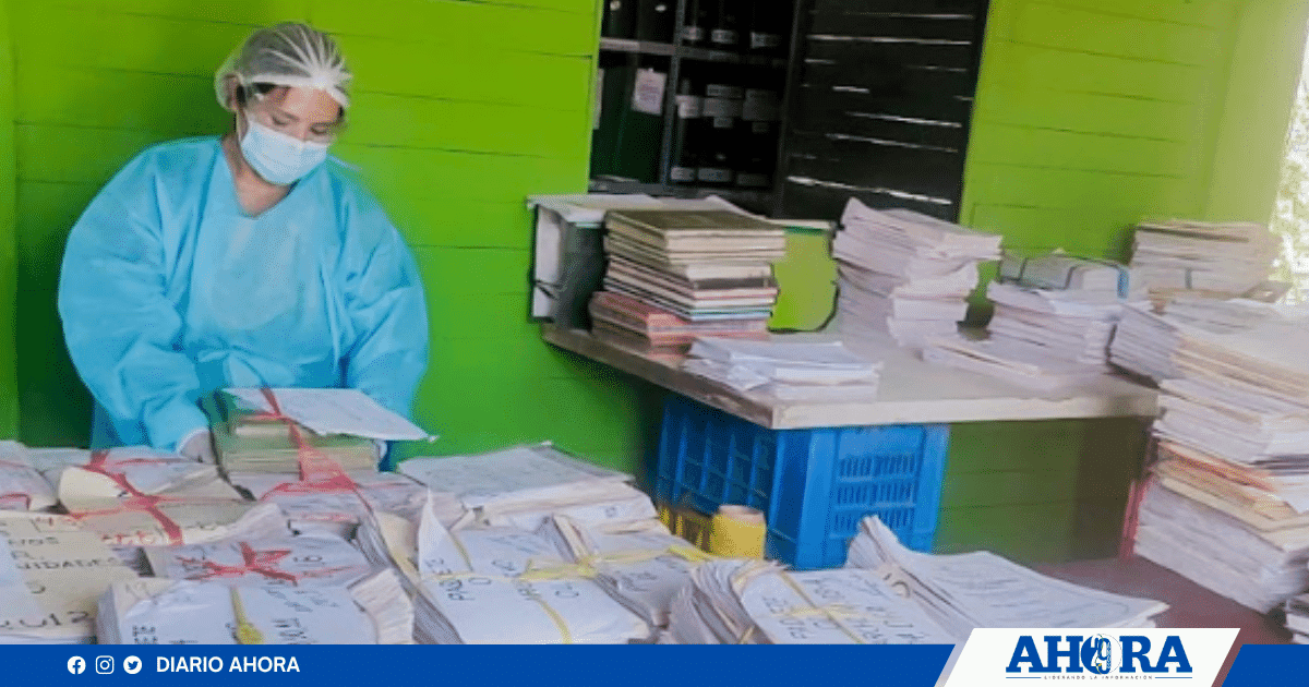 Eliminan 2 toneladas de papel en la Dirección Regional de Agricultura