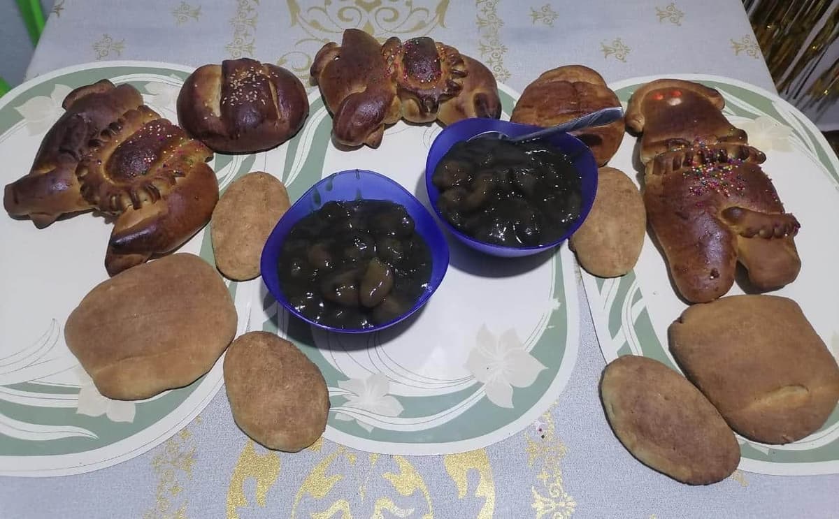 Familias y panaderías celebraron “El Tasicuy” por el Día de Todos los Santos
