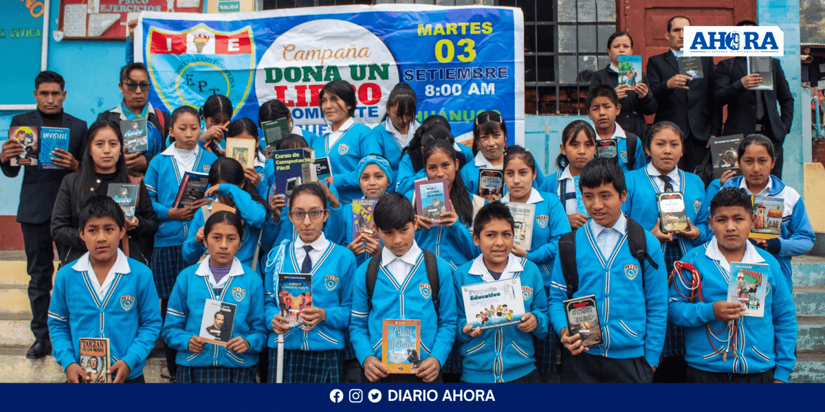 Estudiantes de Chavinillo acceden a literatura regional gracias a donación de libros