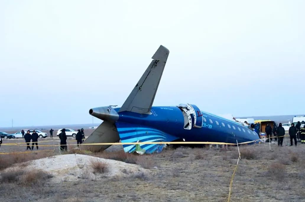 Qué motivos llevan a los pilotos a pedir que no se use el celular en el avión