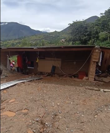 Santa María del Valle: En menos de una hora, huaico destruyó vivienda y dejó a familia en la calle en Casha