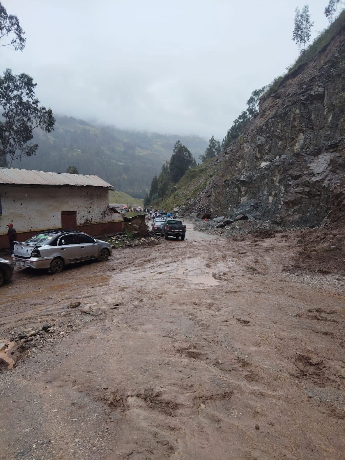 Piden declarar en emergencia a Dos de Mayo por aislamiento de distritos, colapso de vías y daños en viviendas por lluvias
