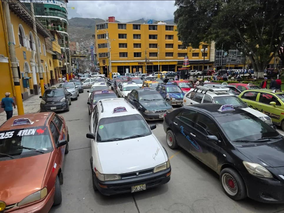 Gerente de transporte admite entregar “bolsas” a inspector