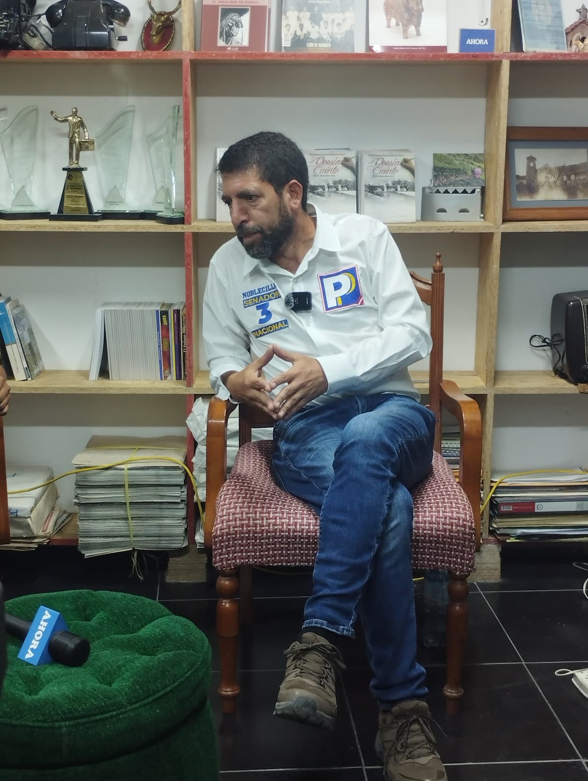 Raúl Noblecilla llega a Huánuco y afirma que crisis del Perú responde al actual modelo constitucional