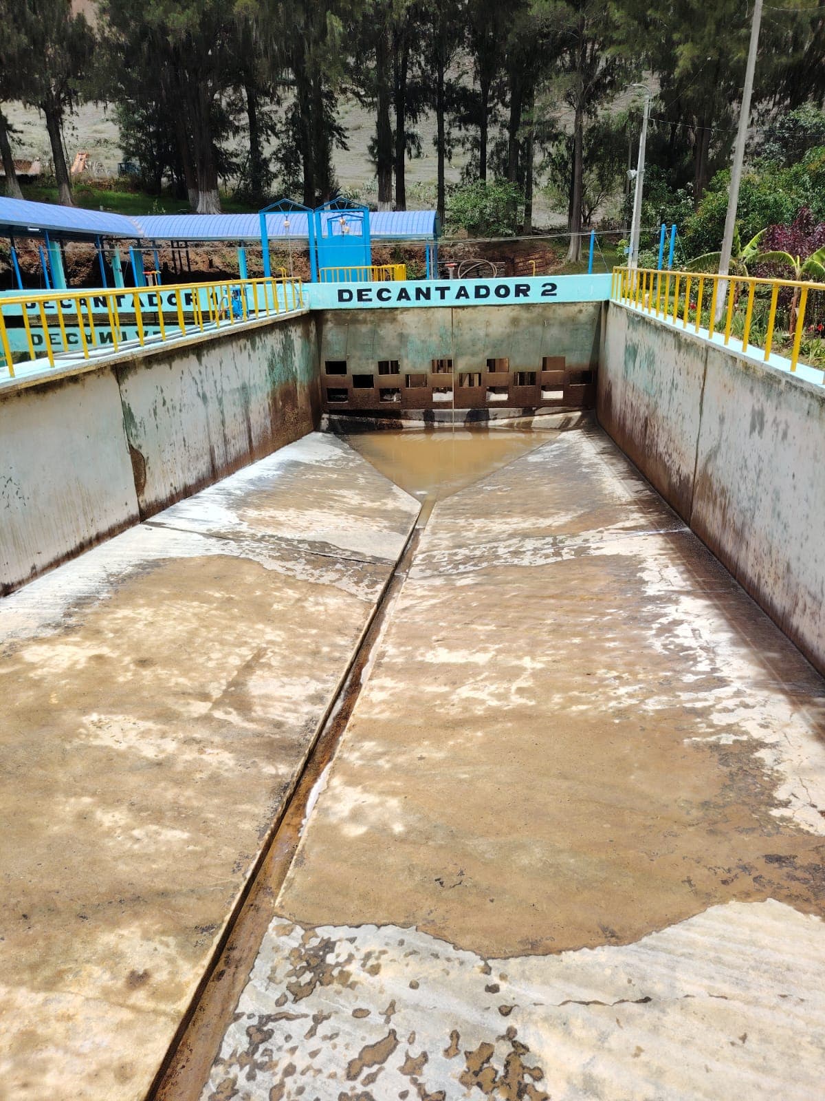 Nuevo corte de agua golpea a Huánuco tras falla en canal antiguo y sin mejoras