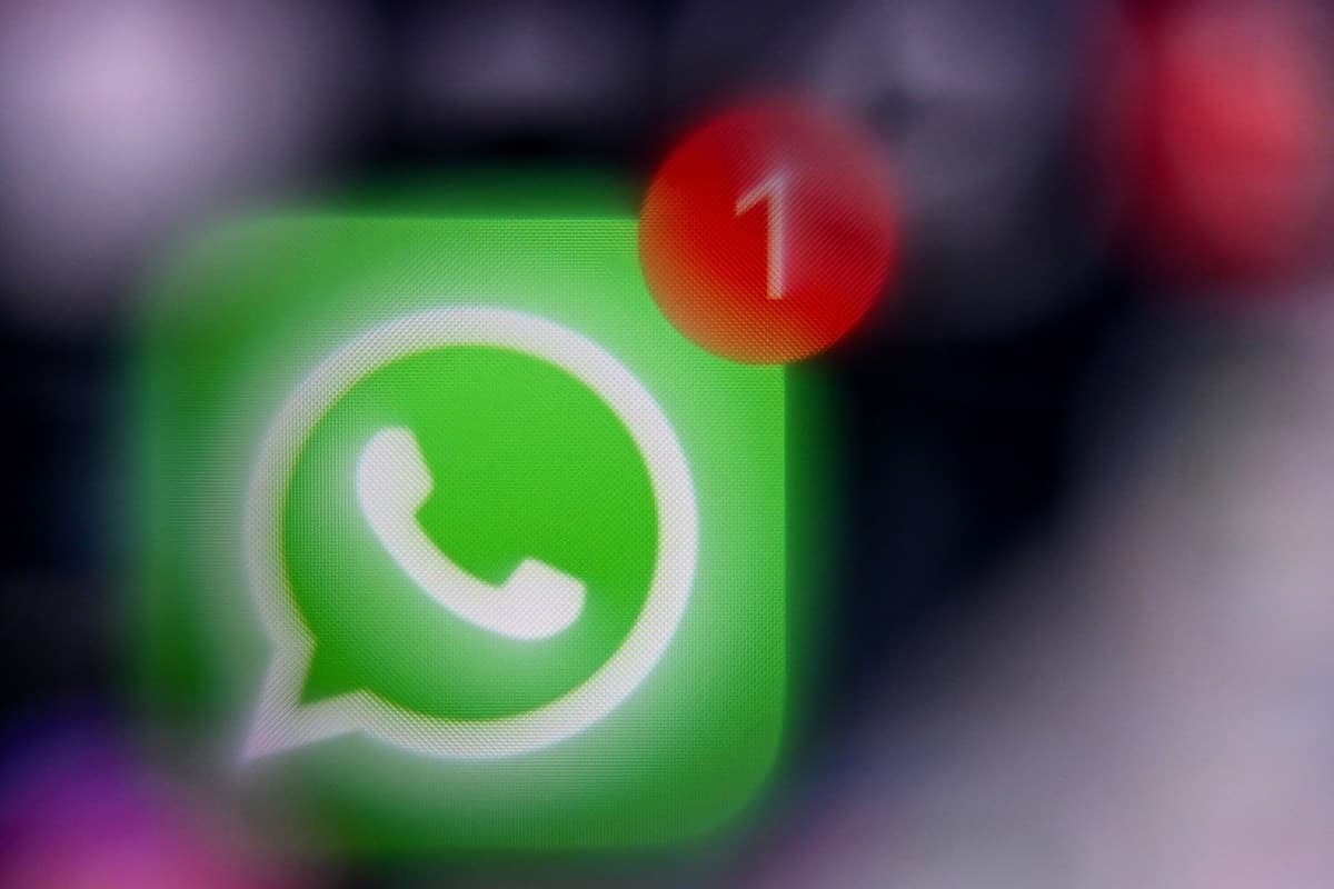 WhatsApp alerta: Cientos de usuarios cayeron en app espía del gobierno