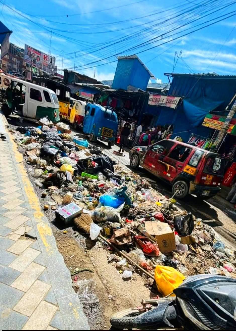 Mercados y calles principales, al borde del colapso sanitario: toneladas de basura se acumulan