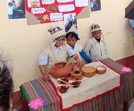 Feria escolar gastronómica de Ripán gira en torno al Mishky Rachin