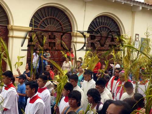 Provincias mantienen tradiciones religiosas de Semana Santa