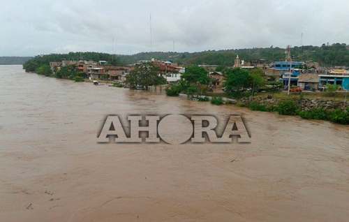 Puerto Sungaro y Puerto Inca en zozobra por fuertes lluvias