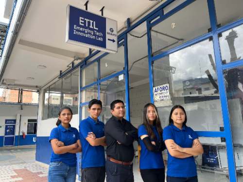 Estudiantes de SENATI Huánuco crean plataforma de voto inclusivo y ganan hackathon regional