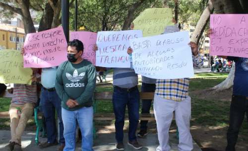 Transportistas enfrentados por paradero