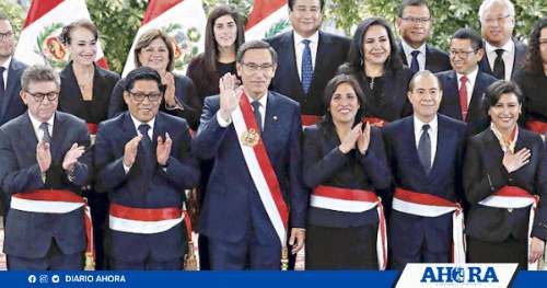 El futuro político de Martín Vizcarra: exministros en su lista parlamentaria
