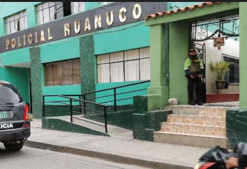 Suboficial es detenido tras denuncia de agresión a su pareja en plena vía pública