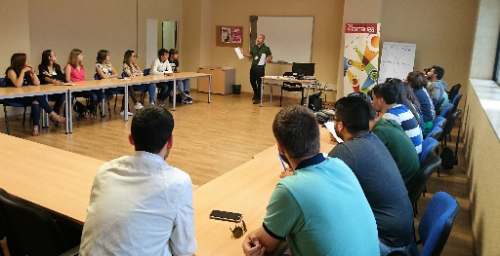 Entregarán 3000 becas a jóvenes sin empleo o que cobran menos de S/ 2400