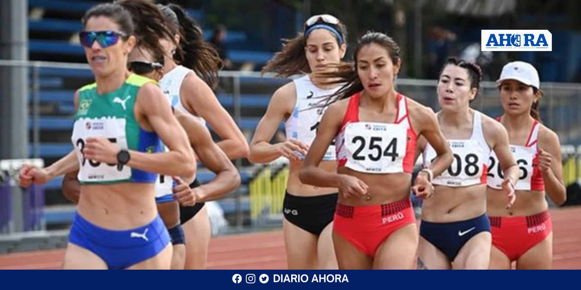 Atleta Thalía Valdivia llegó de vacaciones a Huánuco