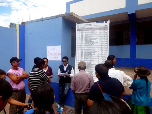 Mesas se instalaron con retraso
