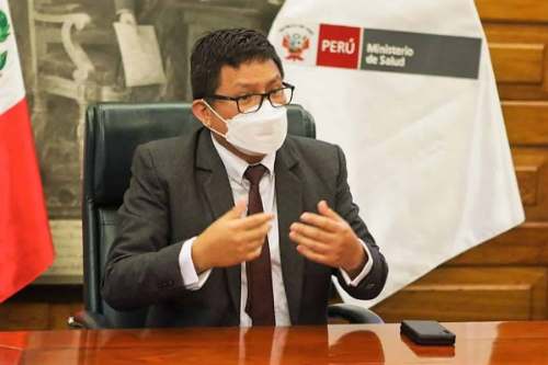 Pedro Castillo destituye a ministro de Salud acusado de “pitufear” dinero