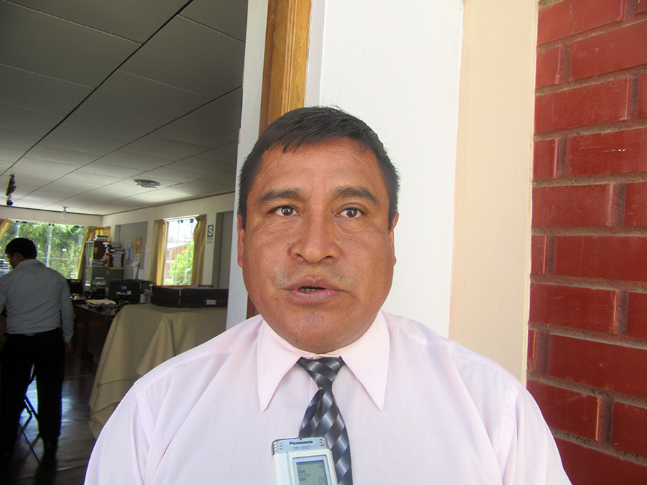 Consejo Regional respalda a gobernador y vicegobernadora