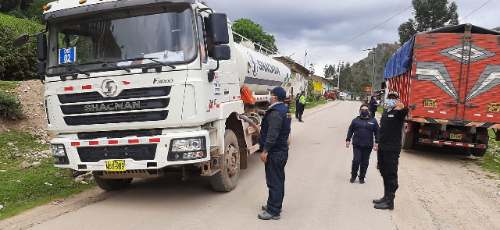 Operativo para exigir a transportistas y pasajeros cumplimiento de las dos dosis de vacunas