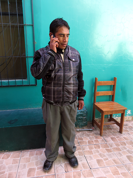 Pobladores casi linchan a minero acusándolo de brujo