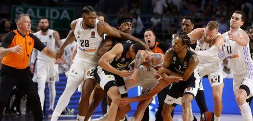 Gran bronca en la Euroliga de básquetbol
