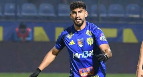 El éxito goleador de Renato Espinoza en Rumania aviva su esperanza de ser convocado a la Selección Peruana.