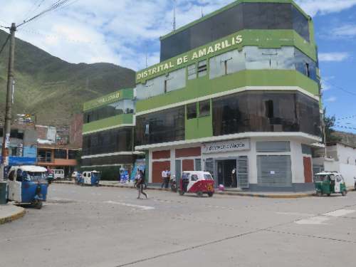 Trabajadores de la agencia del Banco de la Nación de Amarilis en cuarentena