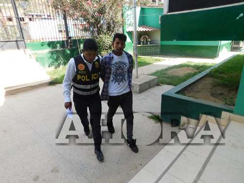 Capturan a salchipapero por herir en el cuello a estudiante