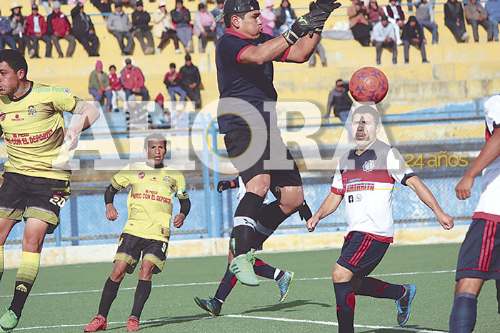 Agomarca goleó y clasificó a etapa nacional
