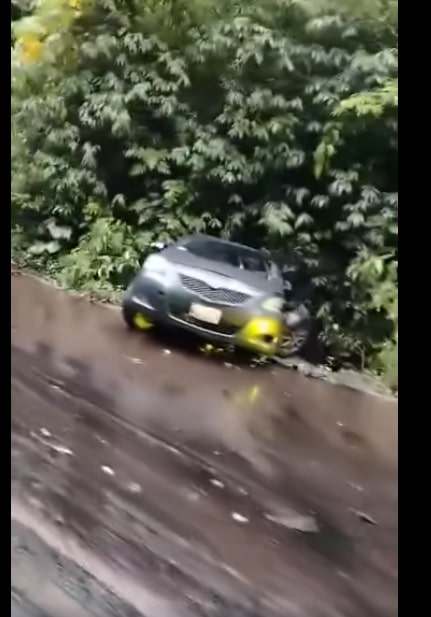 Reportan tramo con líquido aceitoso en León Pampa, incrementa riesgo de accidentes