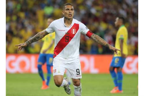 ¡Llegó el capitán!
