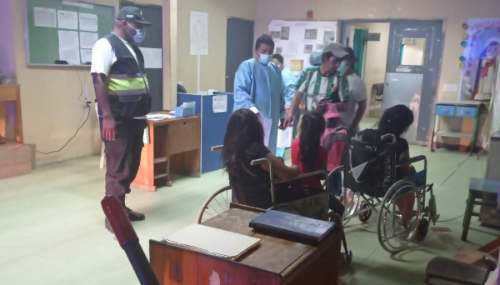 Cinco personas resultaron heridos tras despiste de automóvil