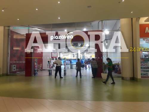 Capturan a tendera que hurtó productos de Plaza Vea