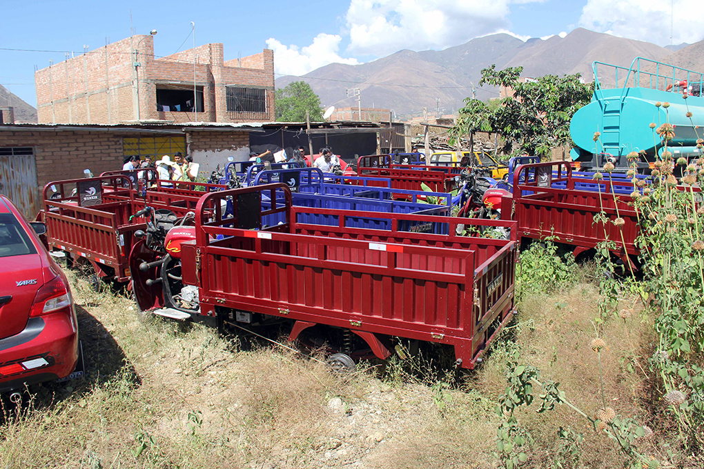 Ocho funcionarios y servidores de Municipalidad Provincial de Huánuco involucrados en compra de motofurgonetas