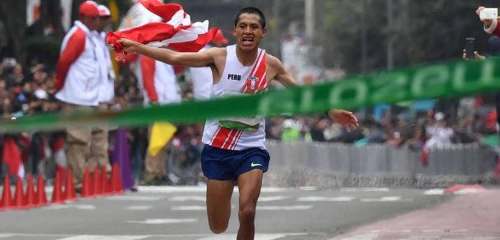 Fondistas peruanos viajaron a España a participar en la Maratón de Sevilla