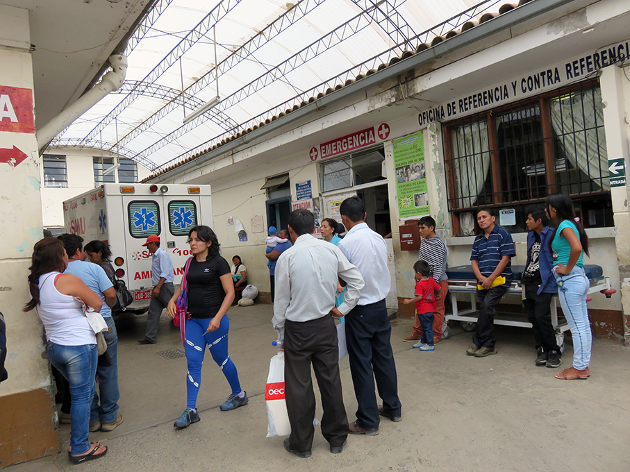 Mujer muere en extrañas circunstancias