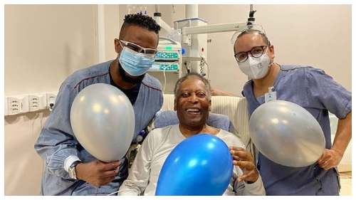 Pelé, de nuevo en el hospital